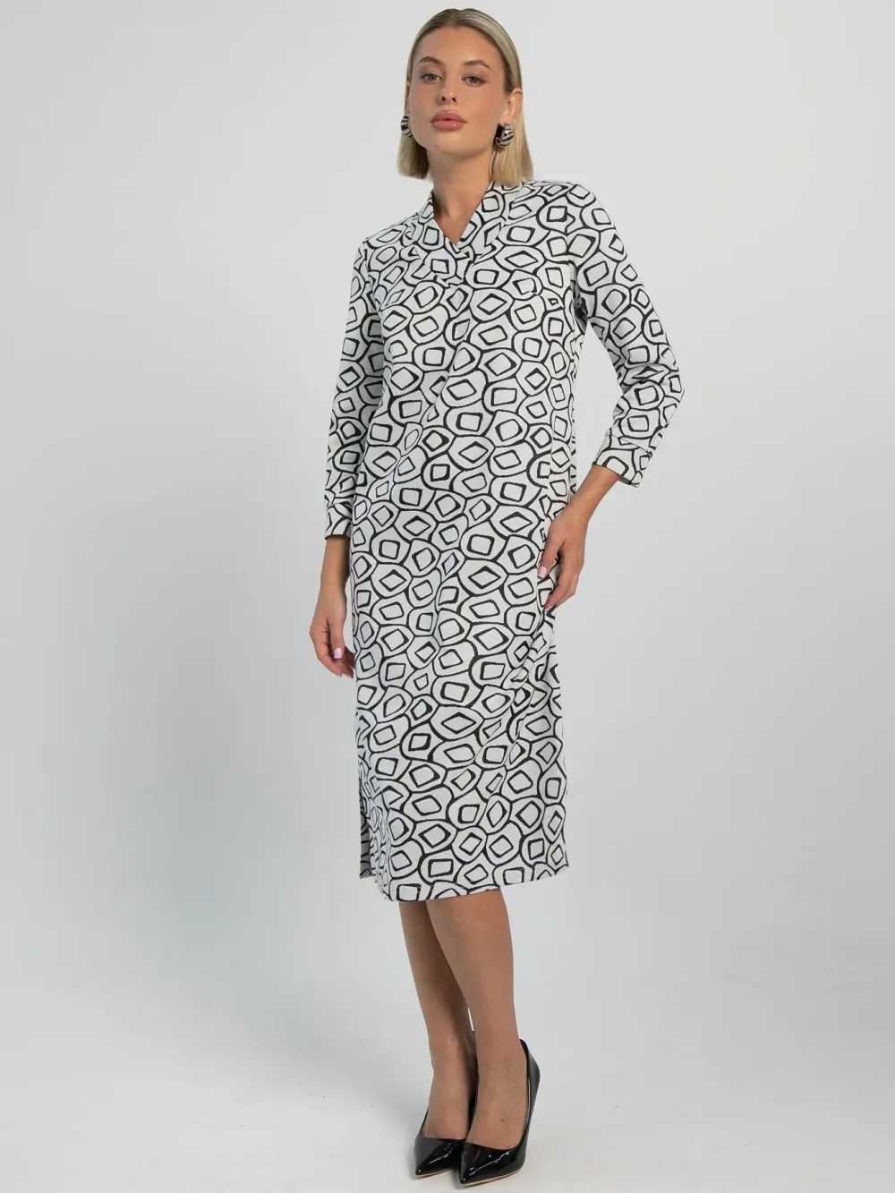 Платье Лаконичный стиль (черно-белое) П16036-19М LT Collection