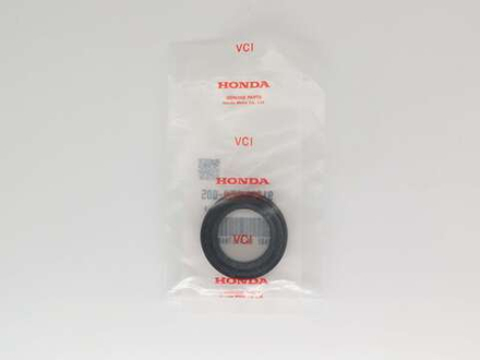 сальник кардана Honda VTX1300 VTX1800 GL1500 GL1800 PC800 VT1100 VT1300 VT750 91261-ME9-005