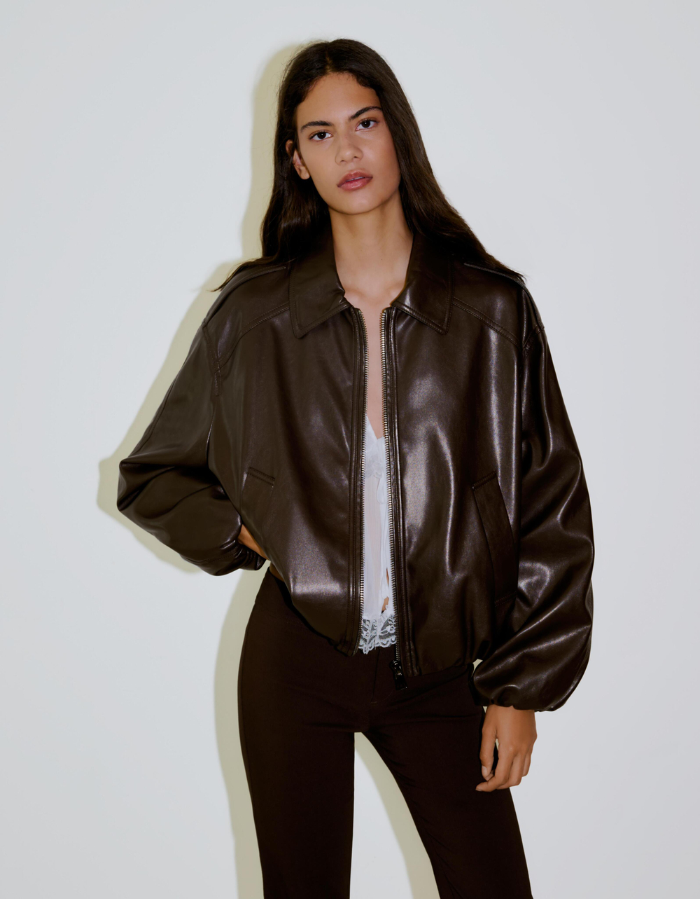 Женская куртка-пуховик из искусственной кожи - BERSHKA
