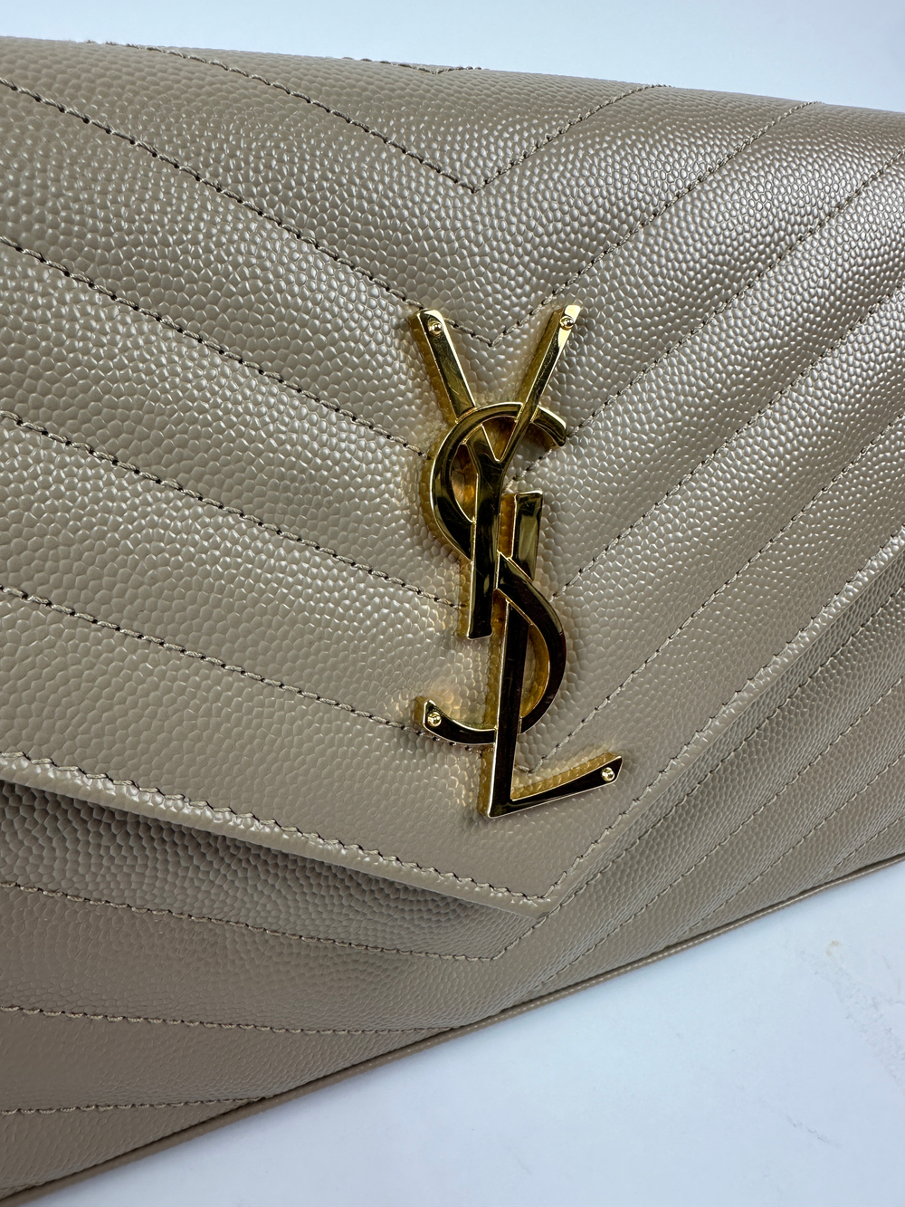 Сумка Saint Laurent Cassandre