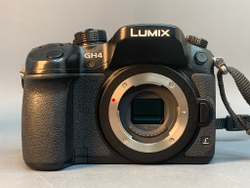 Panasonic Lumix DMC-GH4