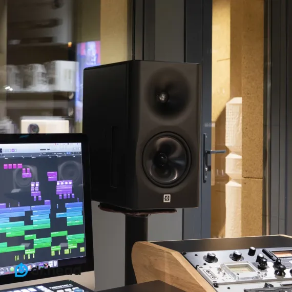 Dutch &amp; Dutch 8c Studio Speaker Black