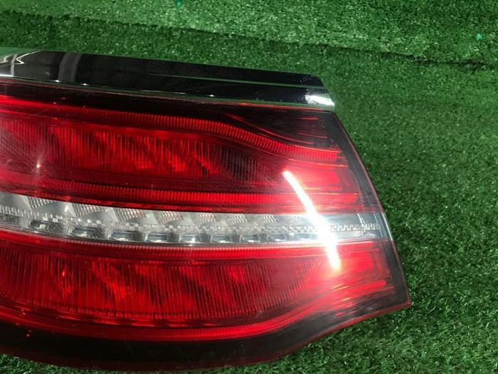 Фонарь левый внешний Mercedes GLE C292 (2015-2019)