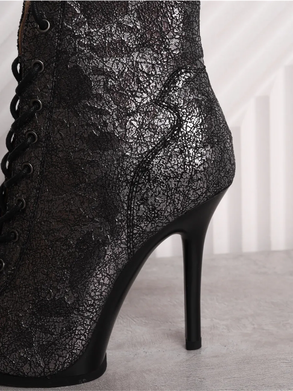 Хилсы с литой подошвой профессиональные high heels