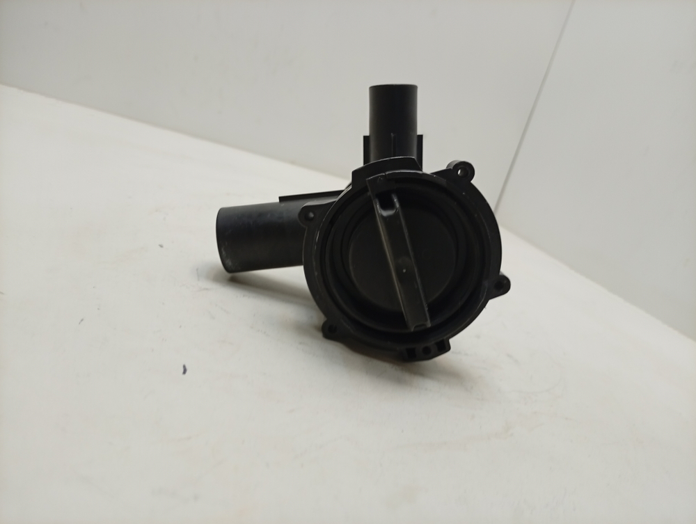WLF24271CE/02 кт31 Улитка сливного насоса для стиральных машин Bosch 145787 б/у