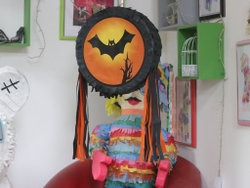 Пиньята- таблетка Halloween летучая мышь