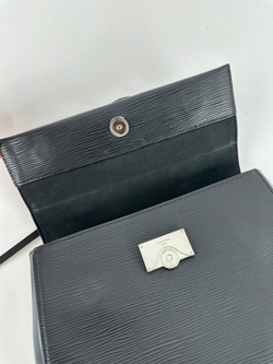 Сумка Louis Vuitton Cluny BB