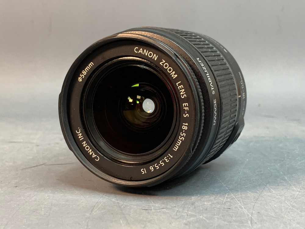 Canon EOS 650D Kit 18-55mm IS 5.735 кадров
