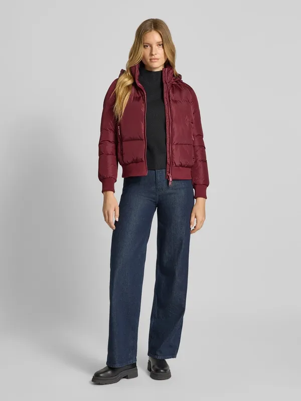 Пуховик женский ARMANI EXCHANGE