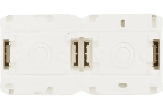 Розетка Legrand Quteo с заземлением + шторка двойная накладная IP44 белая 25995