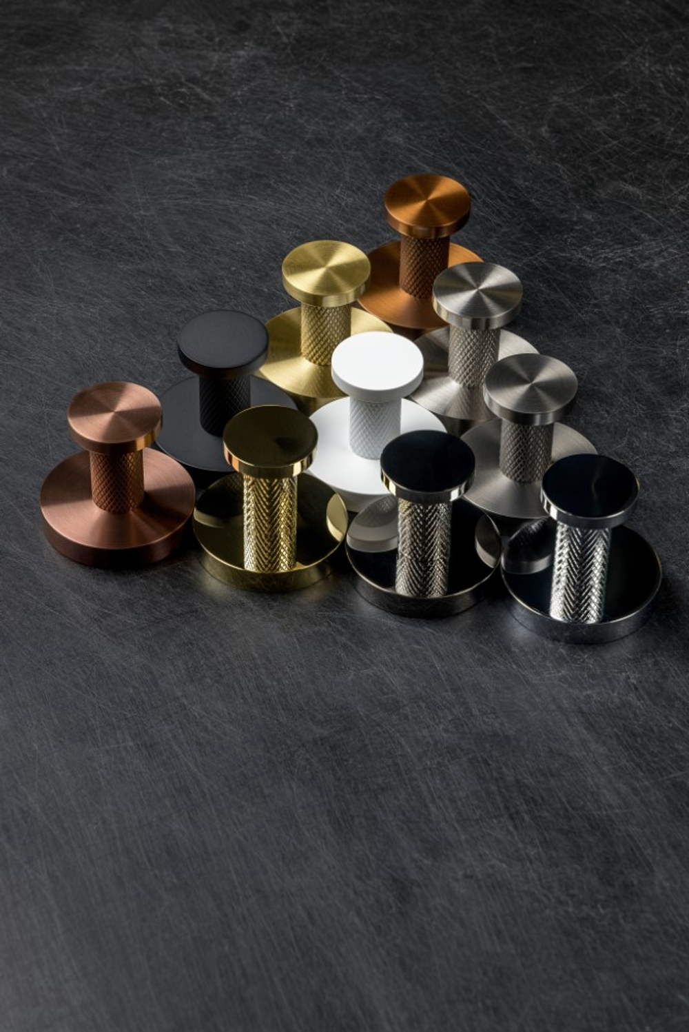 Крючок UNO BRUSHED BRONZE