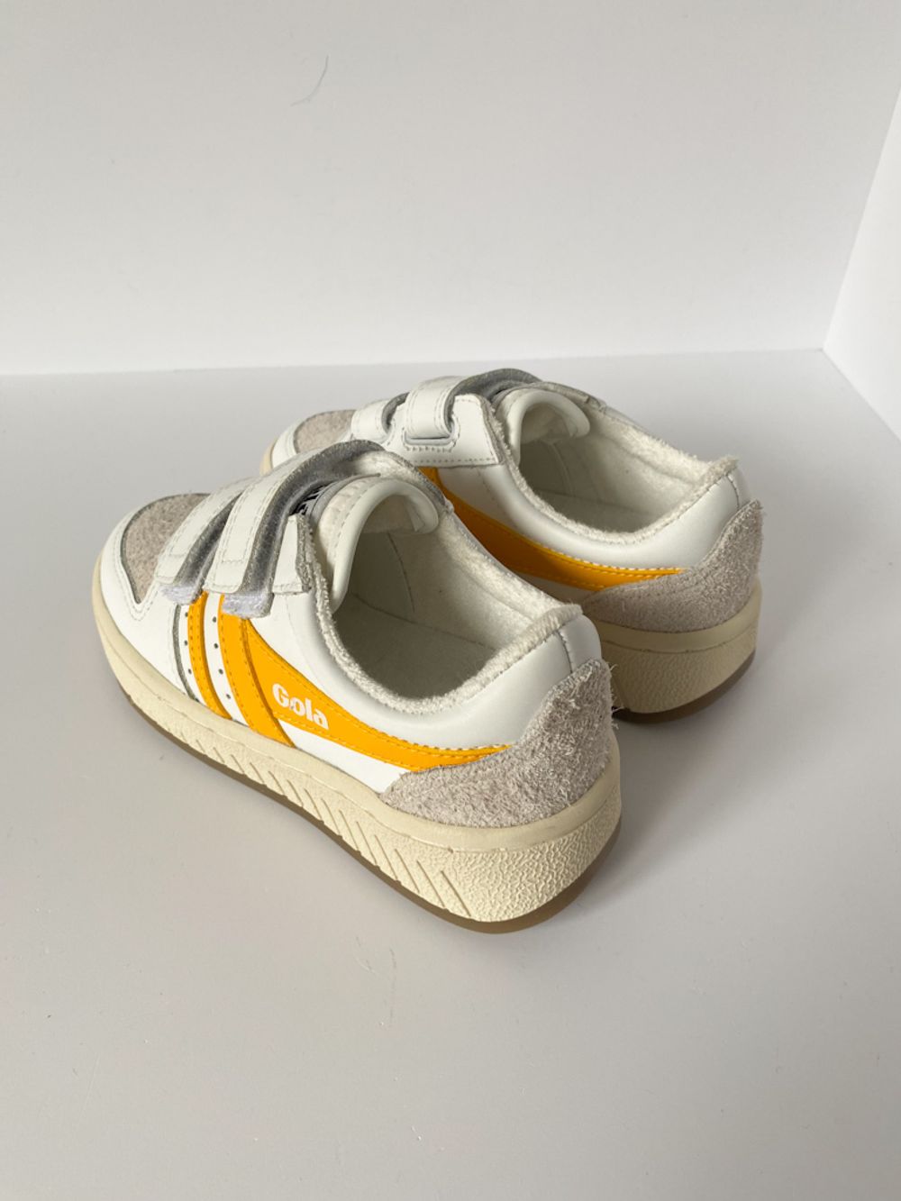 Новые кроссовки  Zara, 28,5