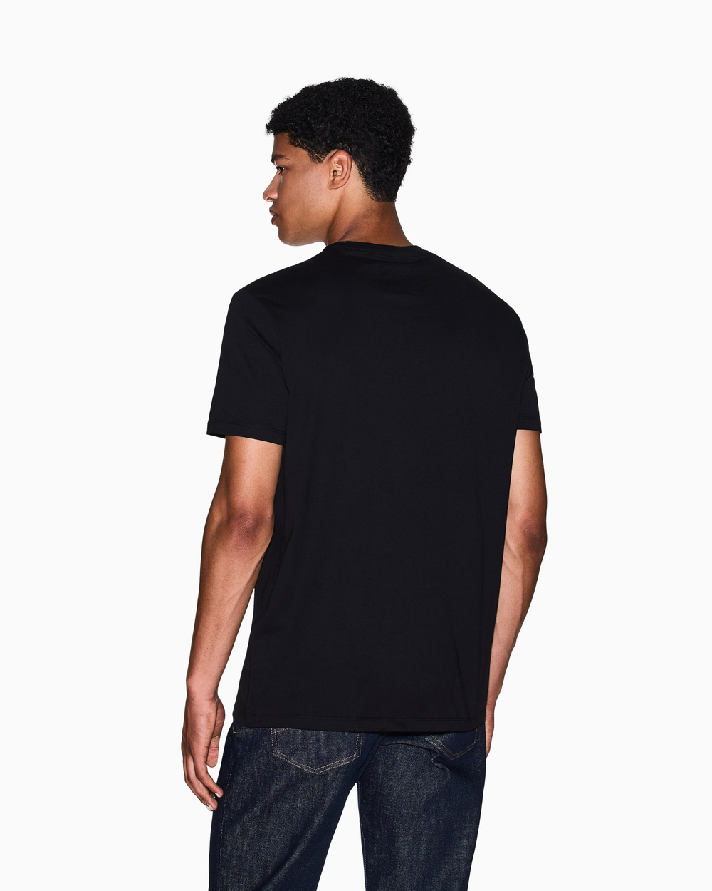 Футболка Armani Exchange UC001 арт. XM000365-AF12308