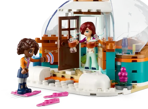Конструктор LEGO Friends 41760 Праздничное приключение в Иглу