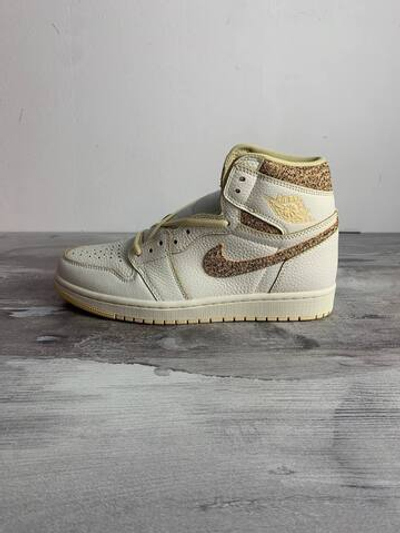 Air Jordan 1 Retro High OG Craft