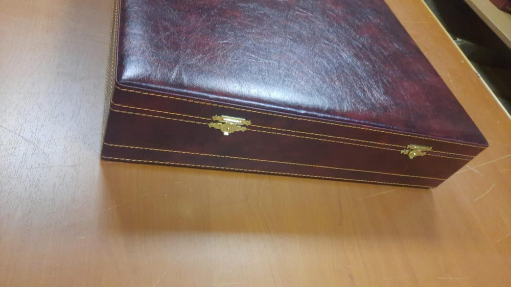 Подарочный набор «Дворянский», книга в обложке из натуральной кожи