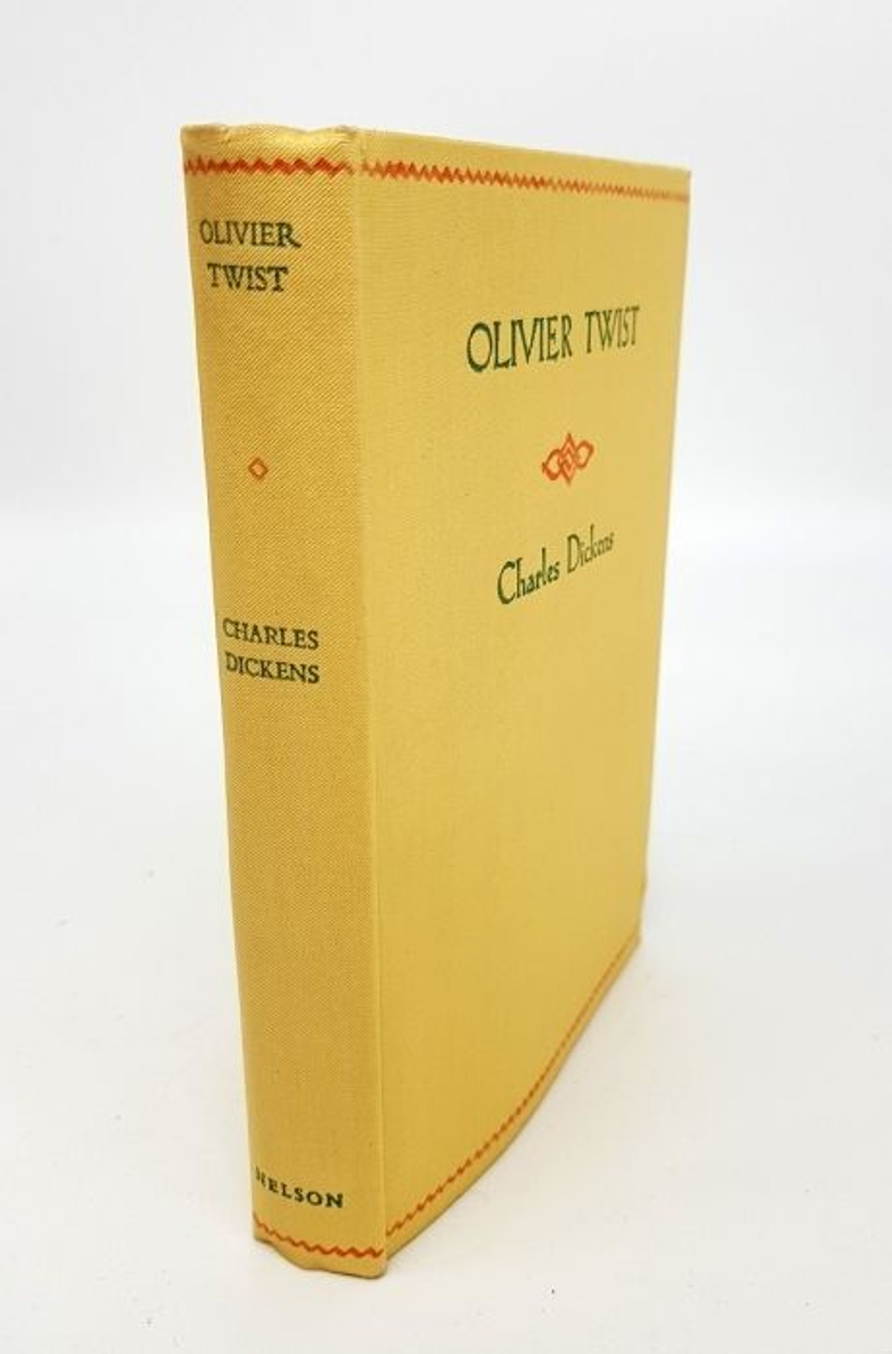 "Oliver Twist" Charles Dickens. 1946 г.