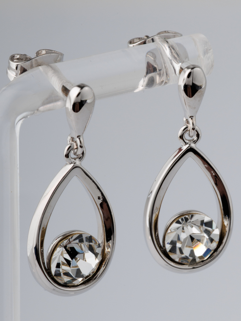 Серьги-капли Белла с белыми кристаллами Swarovski в родии