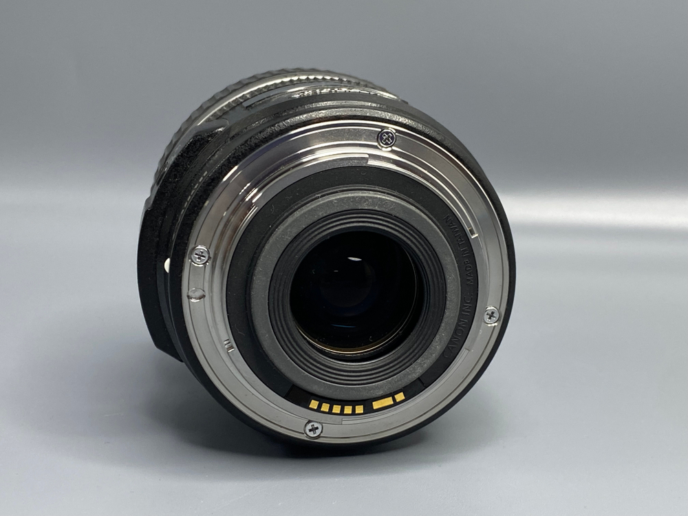 Canon EF-S 17-85mm f/4-5.6 IS USM