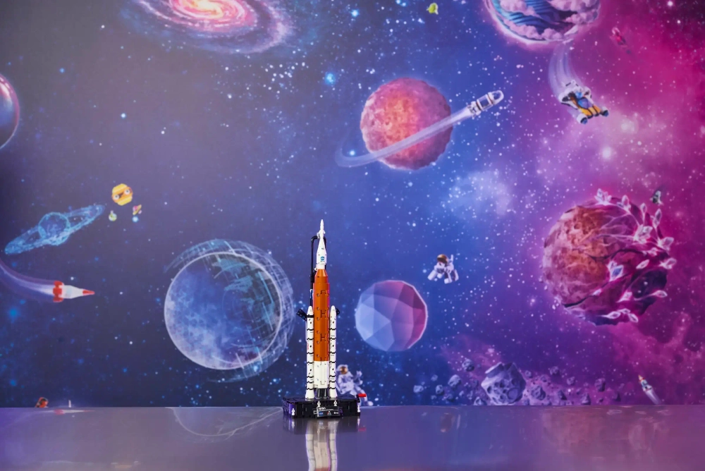 Конструктор LEGO Technic 42221 NASA Artemis Space Launch System Rocket
