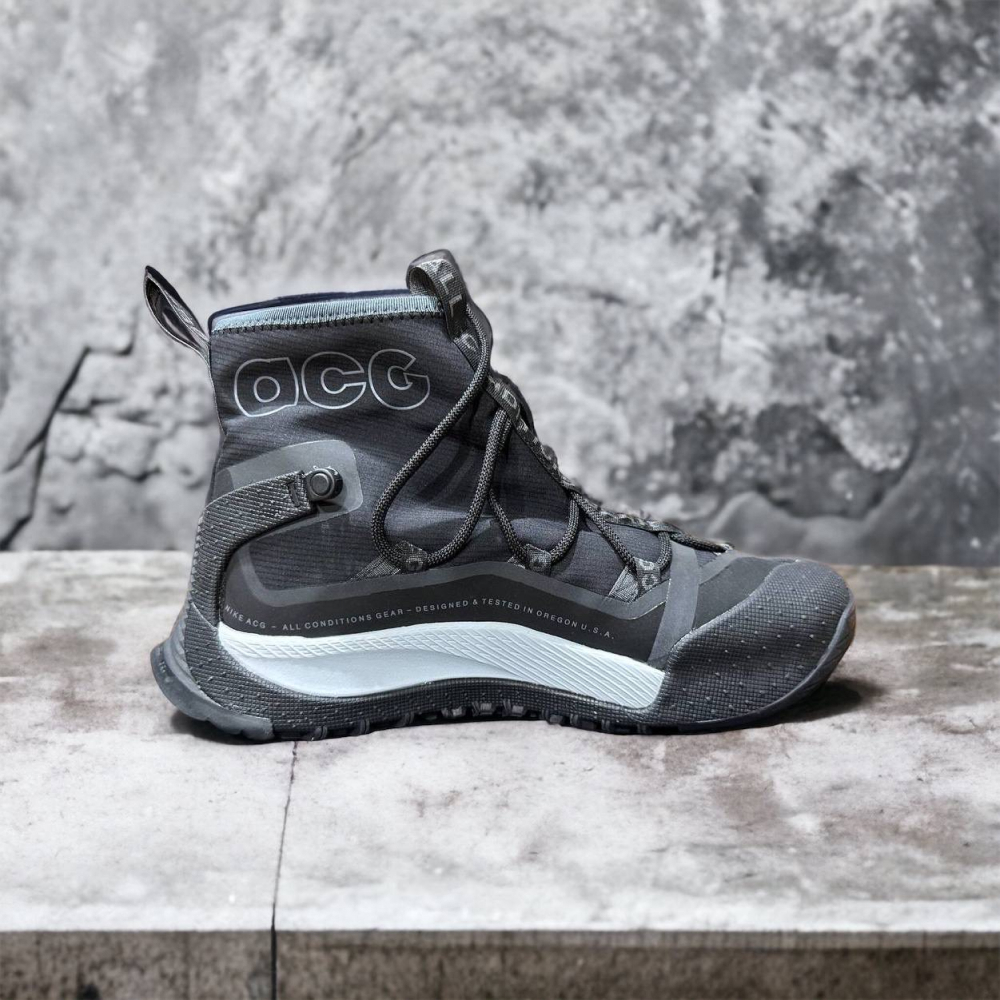 Nike ACG Air Terra Antarktik • Black