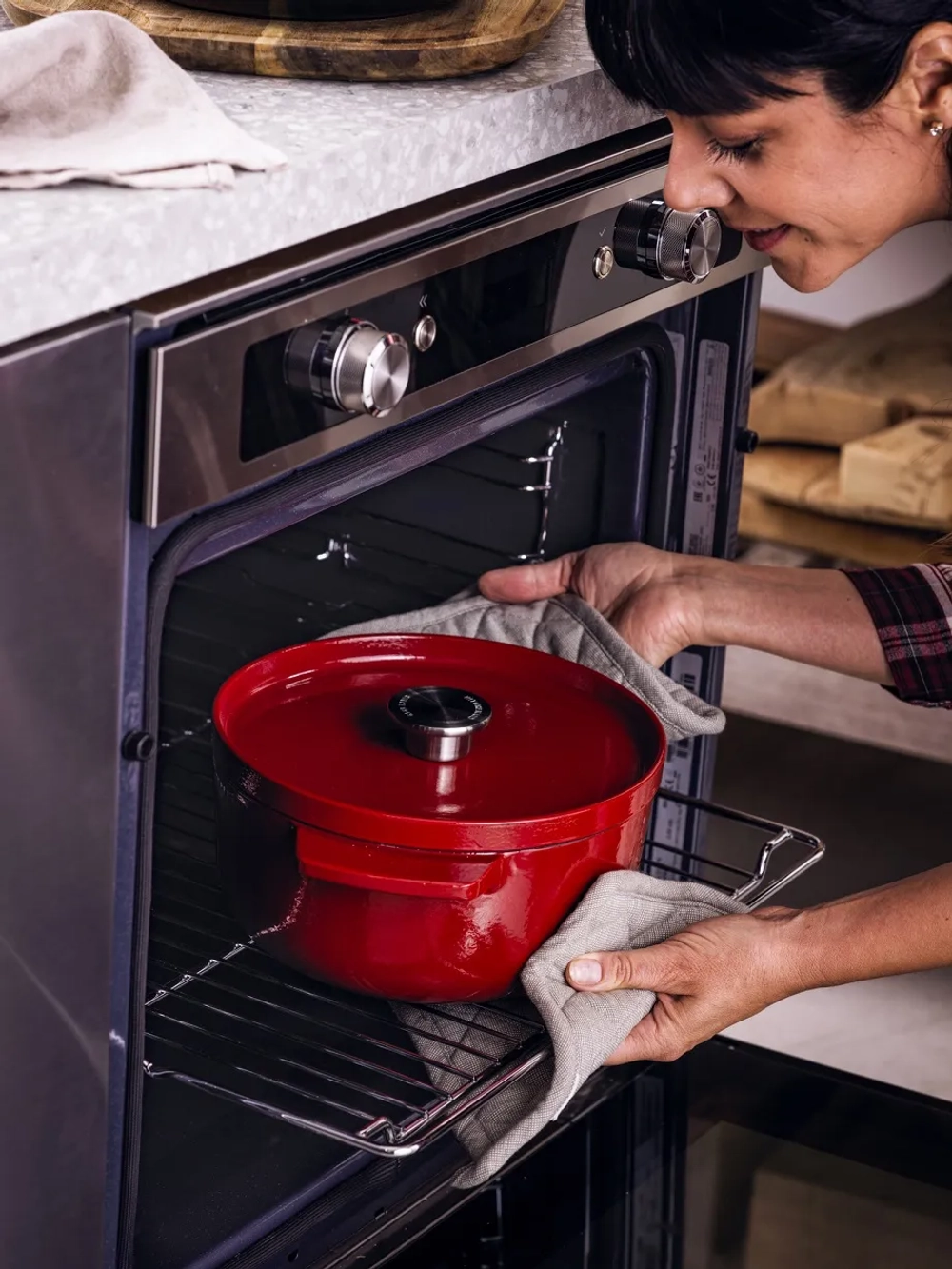 KitchenAid Чугунная кастрюля 22 см 3,3 л красная EAN 4894871009394
