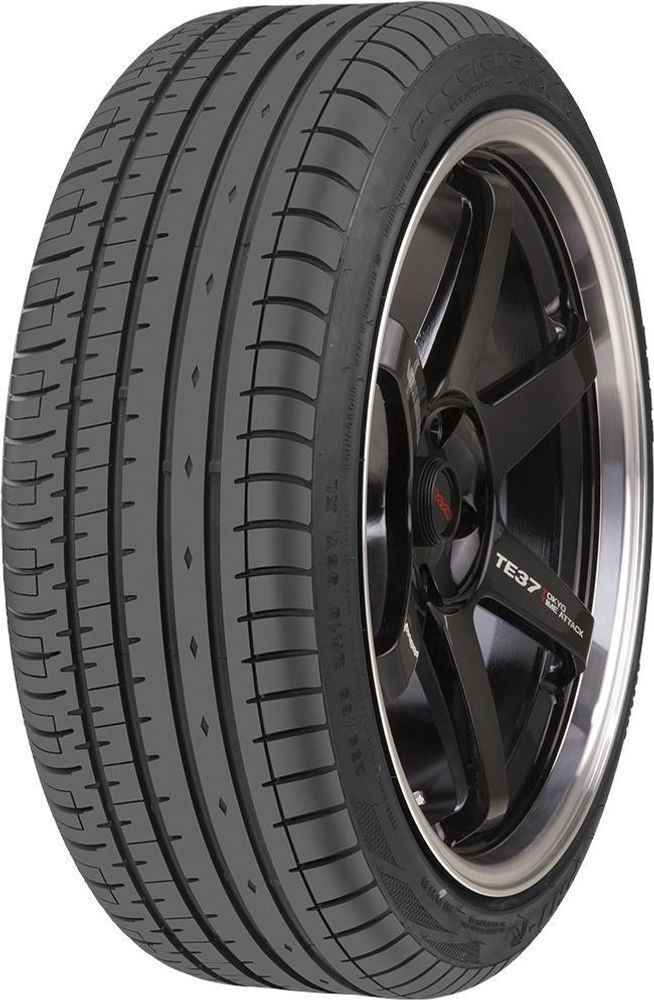 Accelera PHI 225/40 R19 93Y