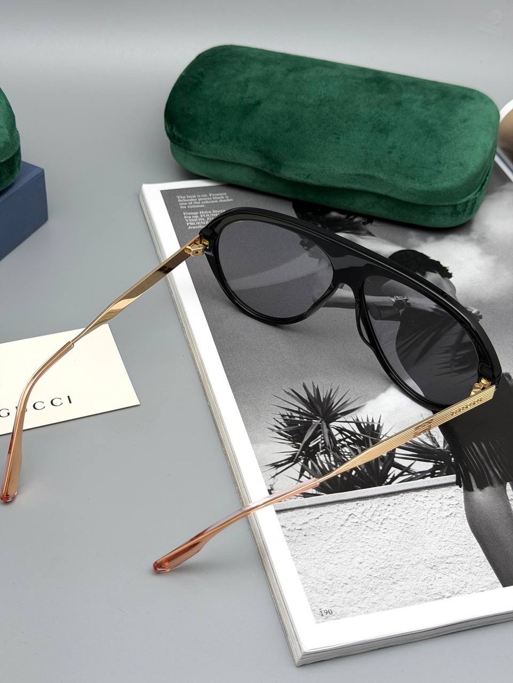 Солнцезащитные очки Gucci