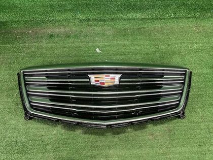 Решетка радиатора Cadillac XT5 (2016-2019)