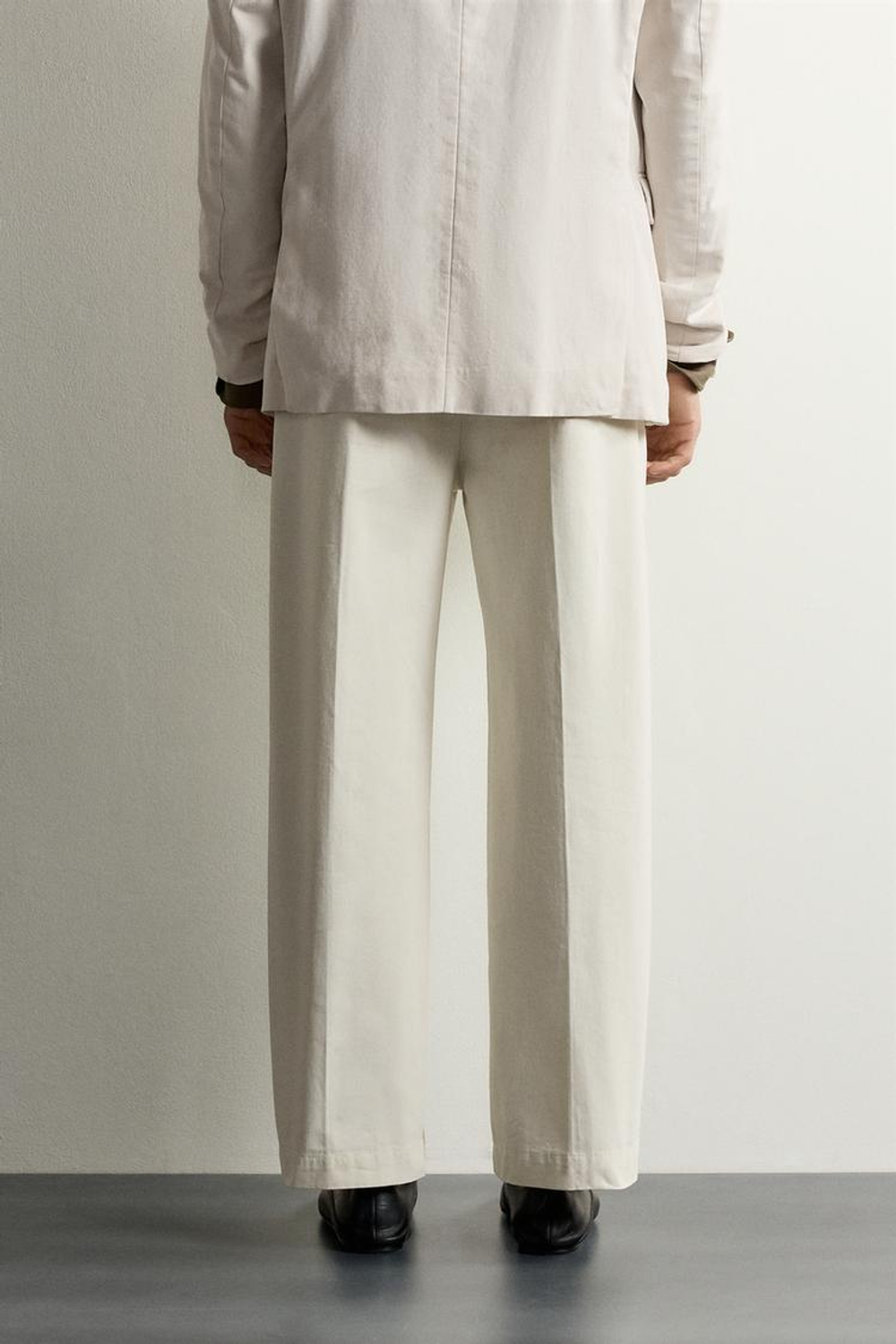 ZARA БРЮКИ ЧИНОС RELAXED FIT С ЭФФЕКТОМ ПОТЕРТОСТИ, ЭКРЮ