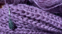 Пряжа Angora Gold, 100г, 550м, 20%шерсть,80%акрил (цена за 1 шт)
