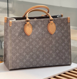 Сумка Louis Vuitton