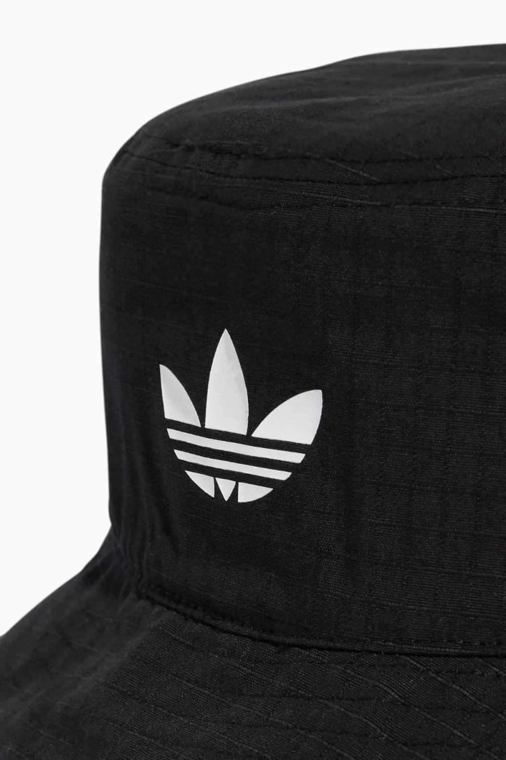 Шляпа adidas Graphics - черный