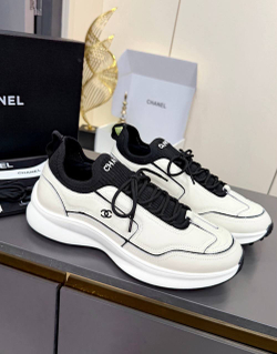 Кроссовки Chanel