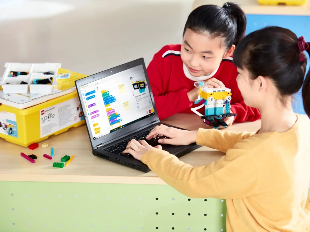 Конструктор LEGO Education 45678 SPIKE Prime
