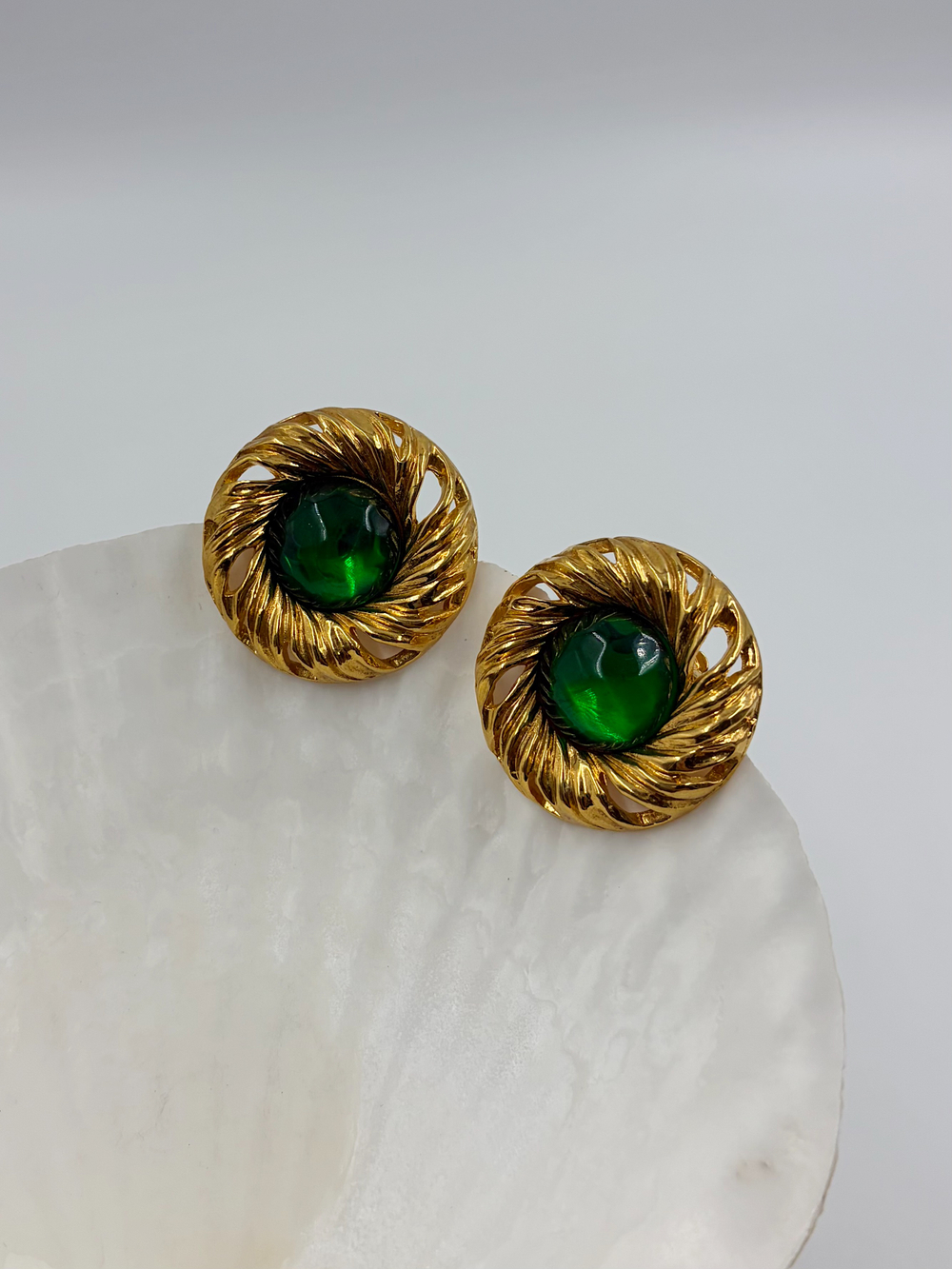 Клипсы Yves Saint Laurent