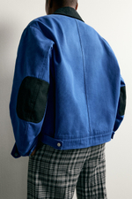 УКОРОЧЕННАЯ КУРТКА С КОНТРАСТНЫМ ВОРОТНИКОМ — ZARA · 3918/880