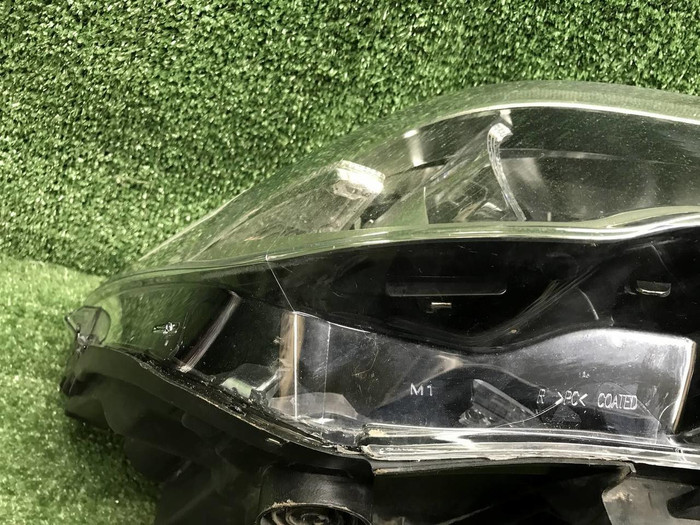 Фара правая BMW X1 F48 (2015-2019) LED