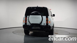 Land Rover Defender 130 P400 X-Dynamic HSE — 2023