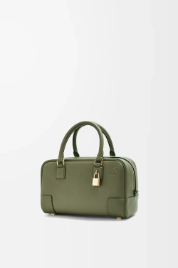Loewe Сумка Amazona 23 из телячьей кожи наппа, зеленый