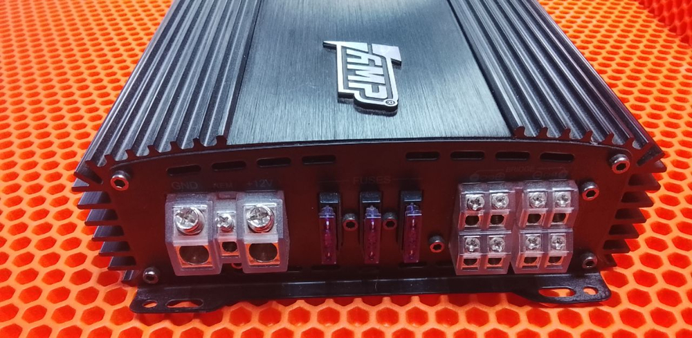 Усилитель AMP MASS 4.150