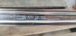 Молдинг двери задней правой Mercedes GLC (X253) 15-нв Б/У Оригинал A2537350282