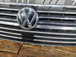 Решетка радиатора Volkswagen Transporter T6 19-нв Б/У Оригинал 7LA853651BLDB