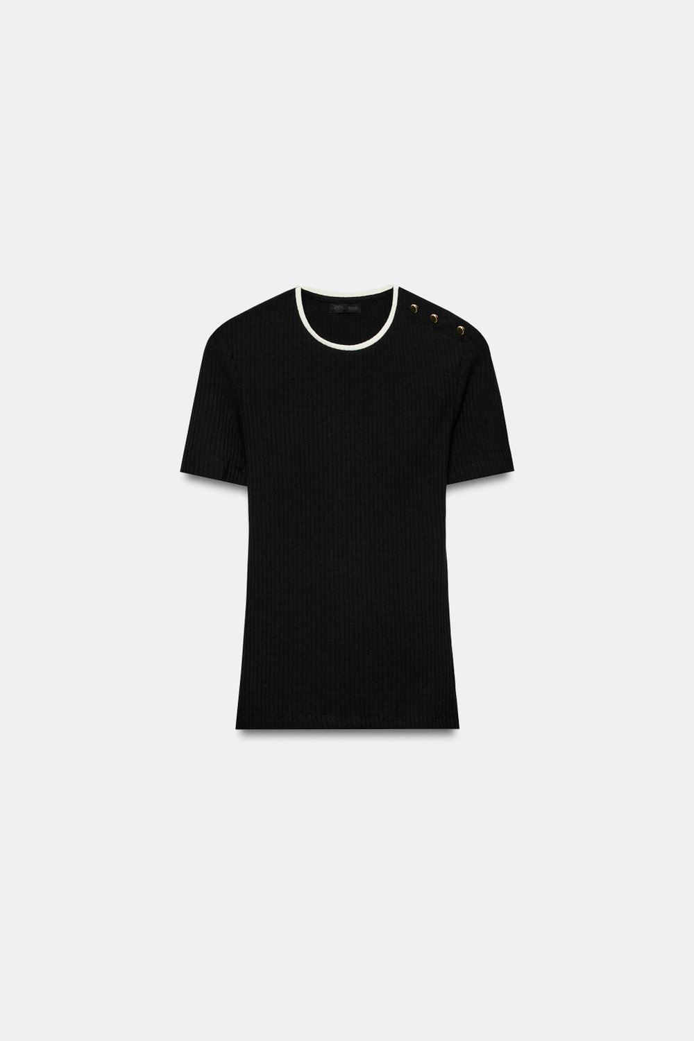 ФУТБОЛКА С КОНТРАСТНОЙ ОТДЕЛКОЙ И ПУГОВИЦАМИ — ZARA