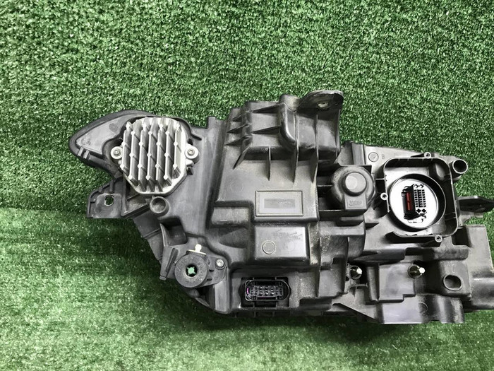 Фара левая Volvo XC90 2 (2014-2019) LED
