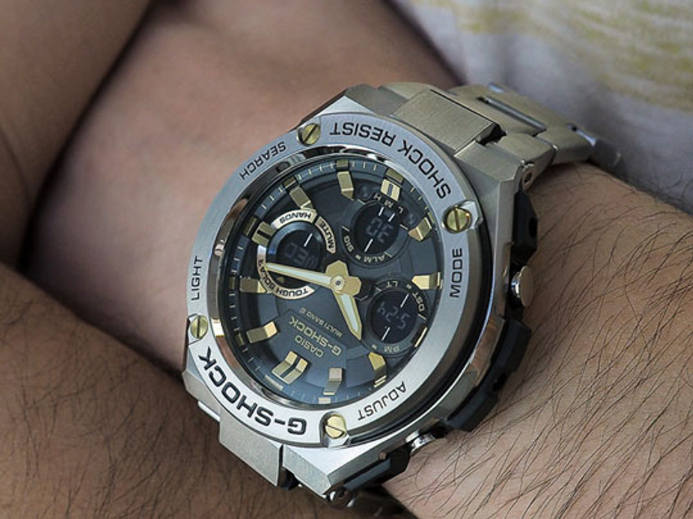 Часы Casio GST-W110D-1A9