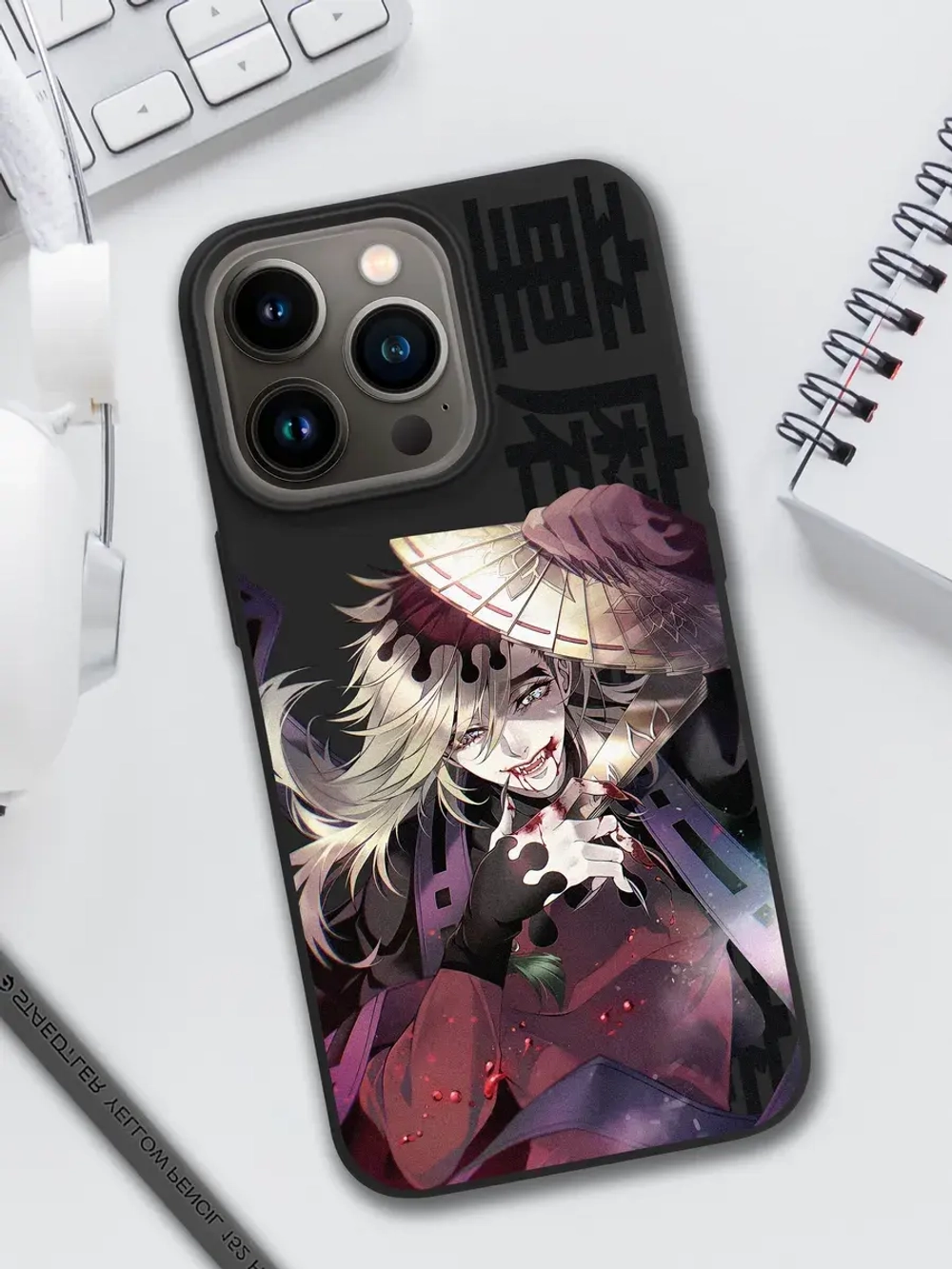 Чехол на iPhone 13 Pro с принтом