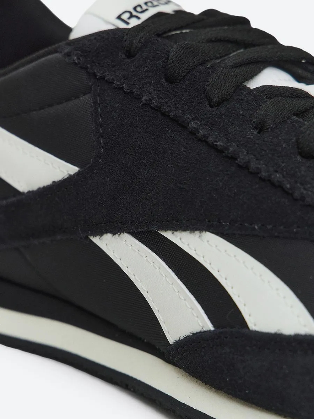 Кроссовки мужские REEBOK R100