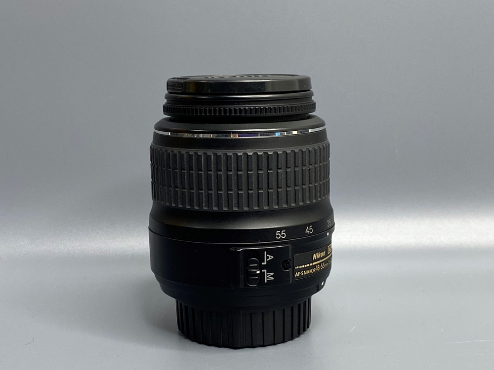 Nikon AF-S DX 18-55mm f/3.5-5.6G ED II