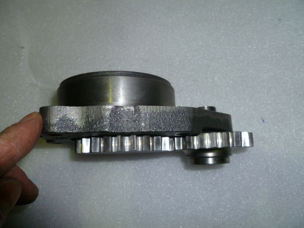 Насос масляный SDEC SC7H230D2; TDS 155 6LTE/Oil Pump